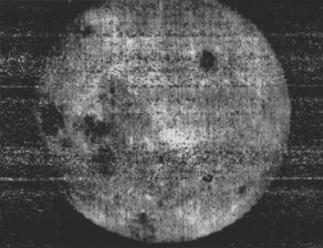 神秘的月球漩涡：揭秘月球背面的“